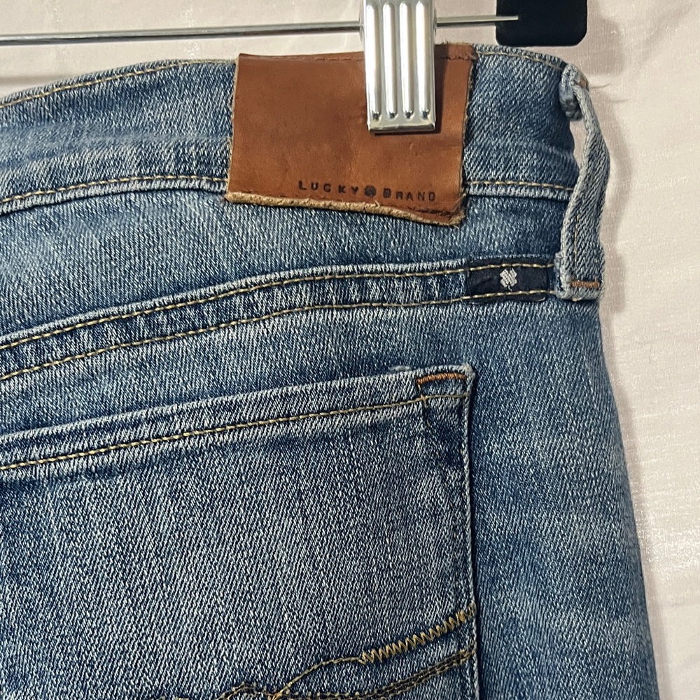 Lucky Brand Women's Denim Jeans - Picture 3 of 9